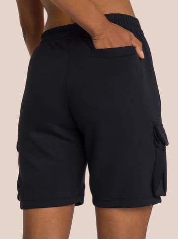 OCEANSAPART Sweatshorts "Cruz" in Schwarz