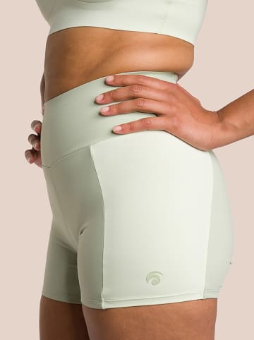 OCEANSAPART Trainingsshorts "Hope" in Grün