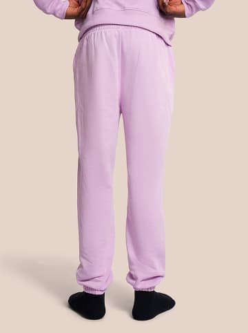 OCEANSAPART Sweathose "Charly" in Lila
