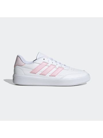 adidas Sneakersy "Courtblock" w kolorze biało-jasnoróżowym