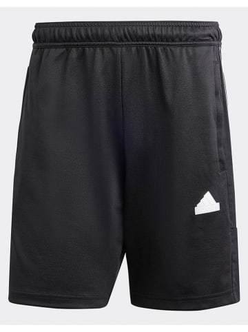adidas Sweatshorts in Schwarz