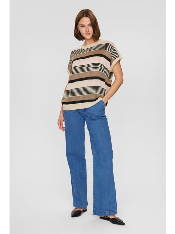 NÜMPH Sweter w kolorze beżowym