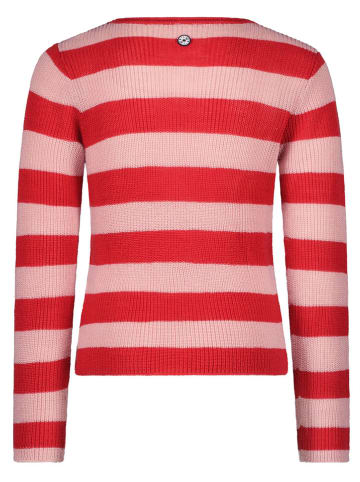 B.Nosy Trui rood
