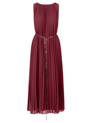 APART Plisseekleid in Bordeaux