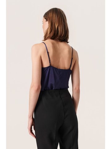 Soaked in Luxury Top in Dunkelblau