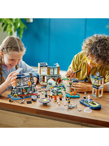 LEGO LEGO® City: Polizeistation auf der Gefängnisinsel - ab 7 Jahren