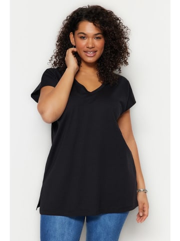 trendyol Shirt in Schwarz