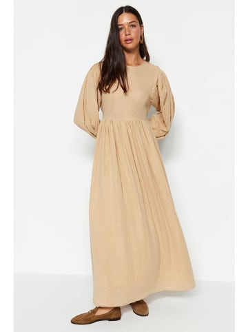 trendyol Kleid in Beige