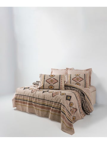 Elizabed Bedsprei lichtbruin