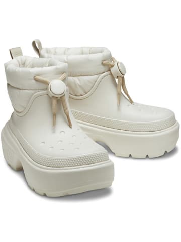 Crocs Botki zimowe "Stomp Puff" w kolorze kremowym