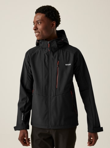 Regatta Softshelljacke "Hewitts X" in Schwarz