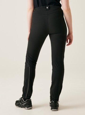 Regatta Funktionshose "Mountain" in Schwarz