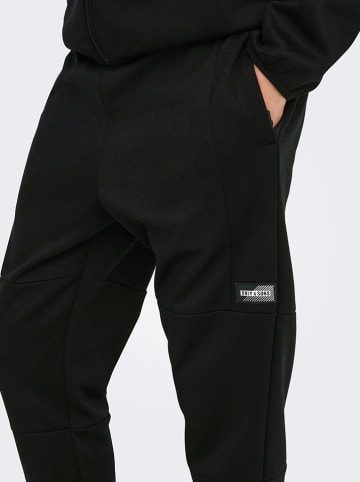 ONLY & SONS Sweathose in Schwarz