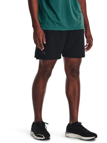 Under Armour Szorty sportowe "Launch" w kolorze czarnym