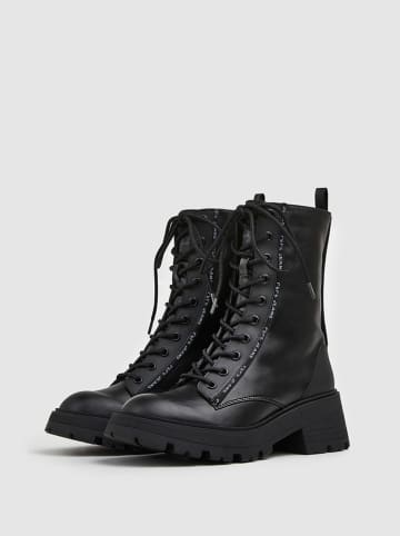 Pepe Jeans FOOTWEAR Botki "Soda Rub" w kolorze czarnym