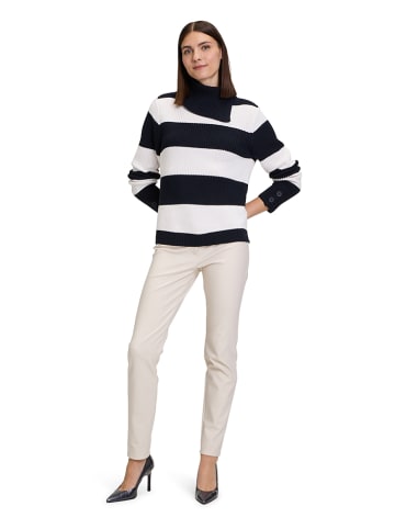 Betty Barclay Rollkragenpullover in Dunkelblau/ Creme