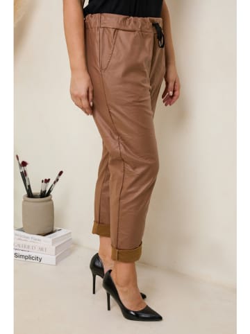 Curvy Lady Kunstleren broek lichtbruin