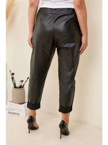 Curvy Lady Kunstleren broek zwart