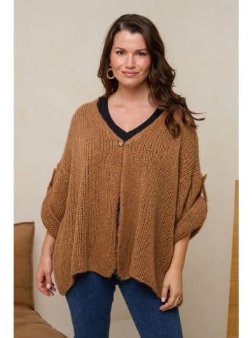 Curvy Lady Cardigan in Hellbraun