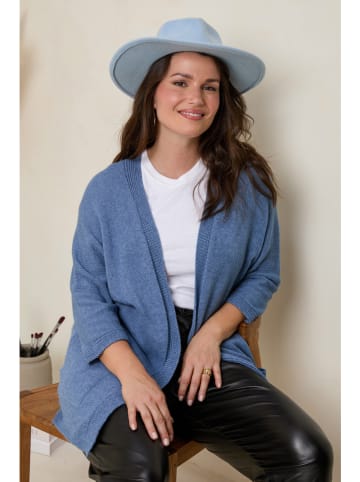 Curvy Lady Kardigan w kolorze niebieskim