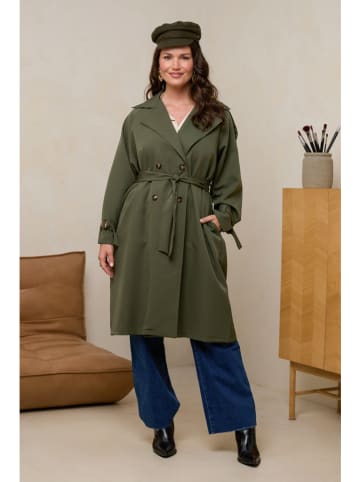 Curvy Lady Trencz w kolorze khaki