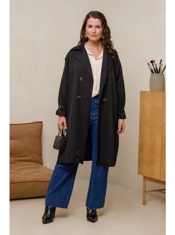 Curvy Lady Trenchcoat in Schwarz
