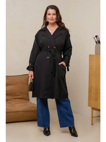Curvy Lady Trenchcoat in Schwarz