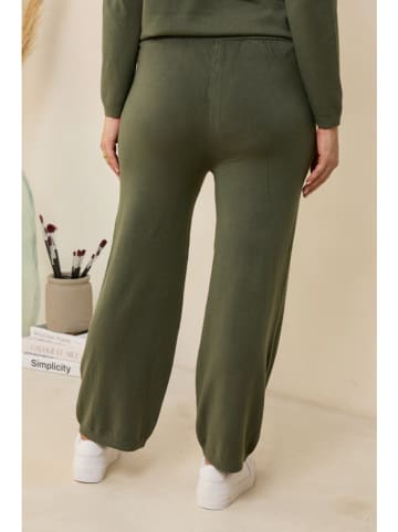 Curvy Lady Hose in Khaki
