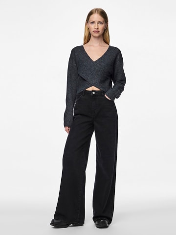Pieces Sweter "Nanu" w kolorze antracytowym