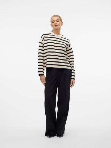 Vero Moda Pullover in Beige