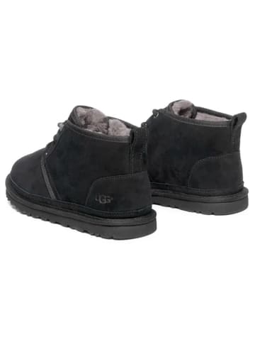 UGG Leren veterschoenen "Neumel" zwart