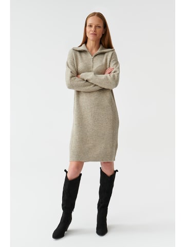 TATUUM Strickkleid in Beige