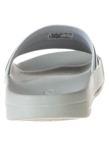 adidas Klapki "Adilette Shower" w kolorze biało-błękitnym