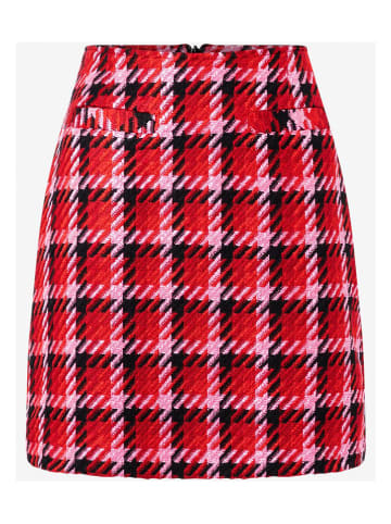 More & More Rok rood