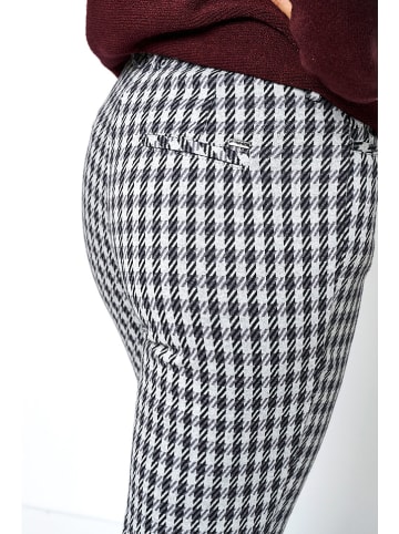 Toni Hose in Schwarz/ Weiß