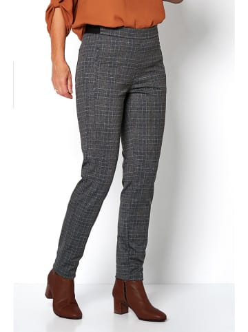 Relaxed by TONI Hose in Grau