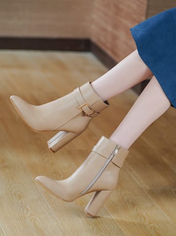 Bellucci Stiefeletten in Beige