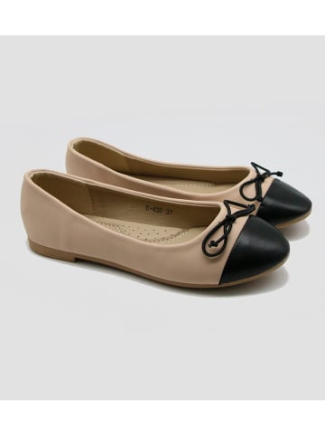 Bellucci Ballerinas in Beige