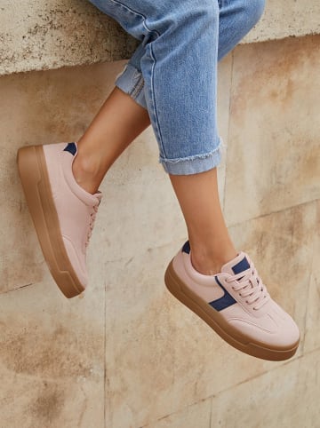 Belucci Sneakersy w kolorze jasnoróżowym