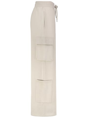Sublevel Cargohose in Creme