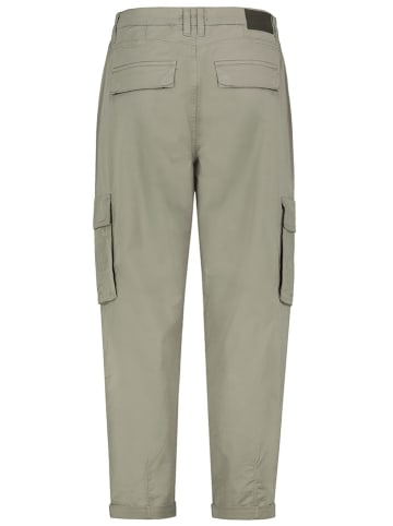 Sublevel Cargohose in Silbei