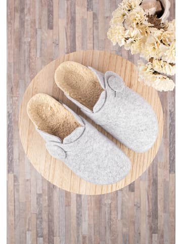 billowy Clogs in Grau