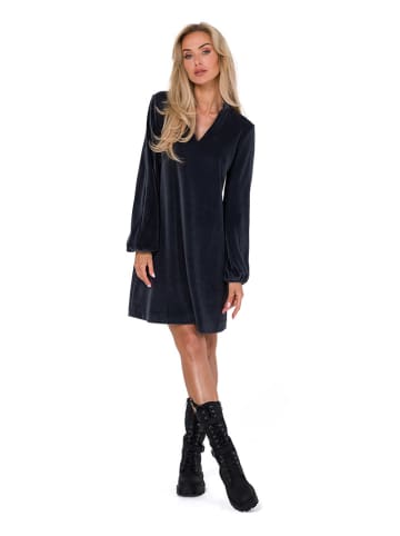 made of emotion Samtkleid in Grau