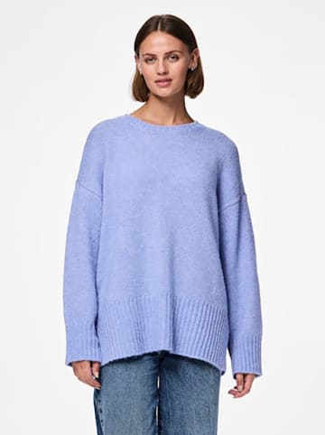 Pieces Pullover in Hellblau