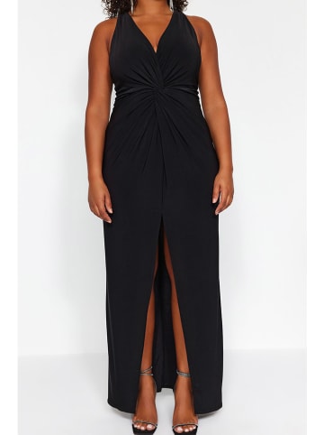 trendyol Kleid in Schwarz