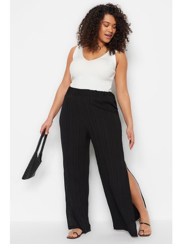 trendyol Hose in Schwarz