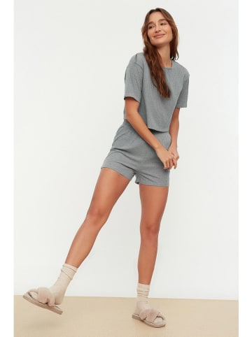 trendyol Pyjama in Grau