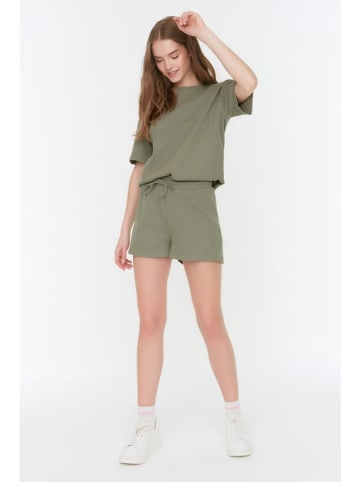 trendyol Pyjama in Oliv