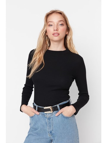 trendyol Body in Schwarz