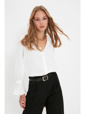 trendyol Bluse in Weiß